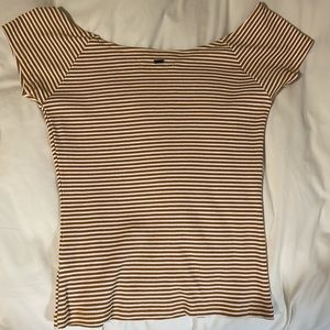 O’Neil Off Shoulder Top in Medium